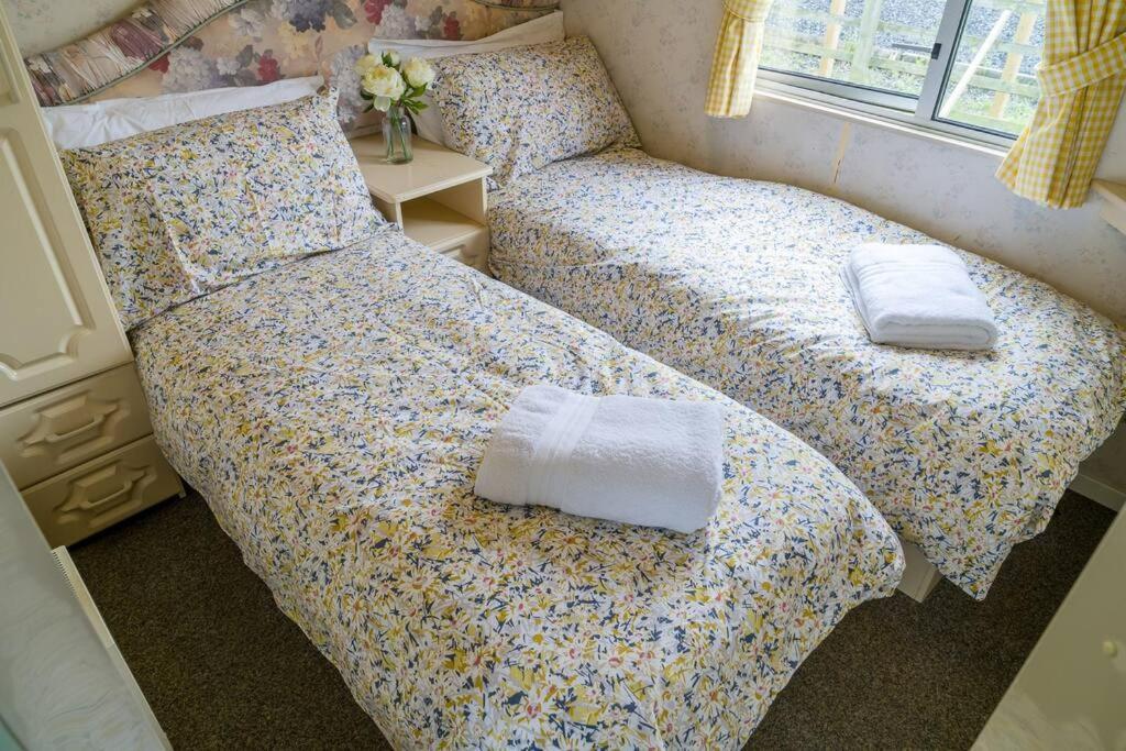 Wind In The Willows: Sleeps 4, Kitchen, Bathroom, Lounge, Wifi Napton on The Hill المظهر الخارجي الصورة
